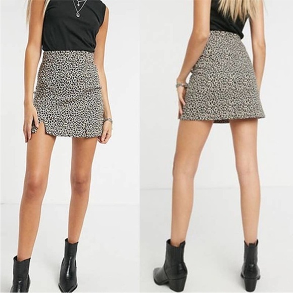 Topshop Women's Bengaline Mini Skirt in Tan Leopard Print Brown Size: 8 NWT - Picture 3 of 13